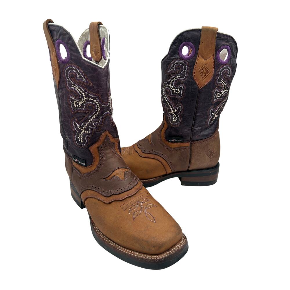 Red Diamond Leather Western Boot Women’s SZ 9
Brown & Purple Square toe Cowboy